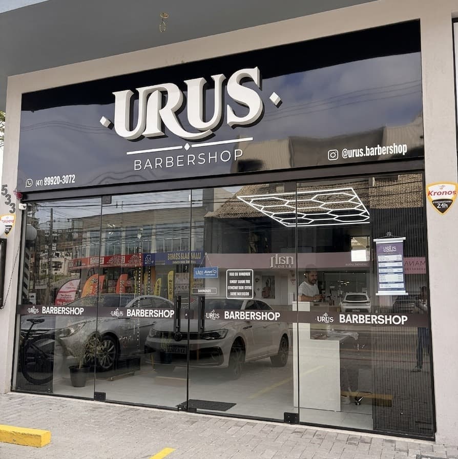 Fachada da URUS BARBERSHOP, barbearia em Joinville no bairro Boehmerwald